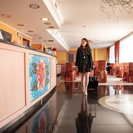 Hotel Montelago Ternate (Varese)